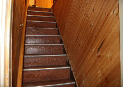 Loose treads on a staircase caught the attention of the home inspector.